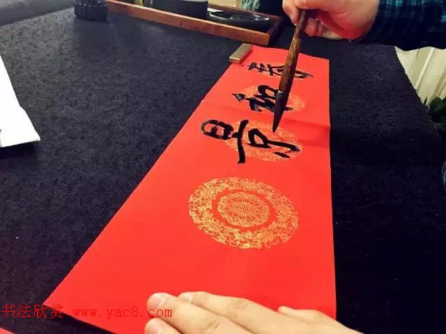 2017鸡年春节对联集锦_书写春联必备